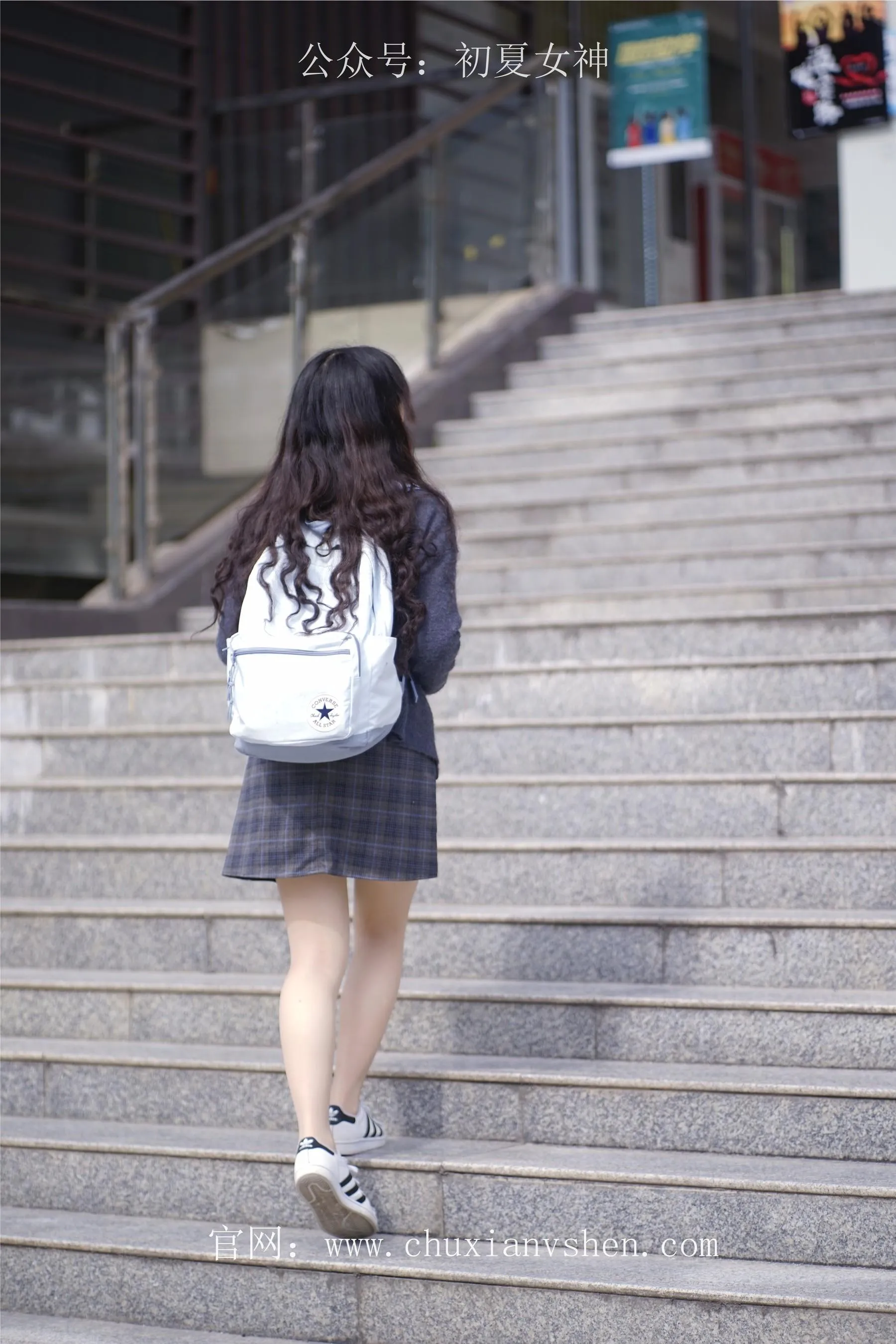 初夏女神 NO.068 欢欢 新晋学妹-校园游览 [158P]插图6
